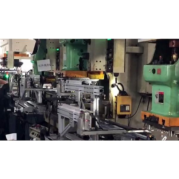 Metal stamping automatic line