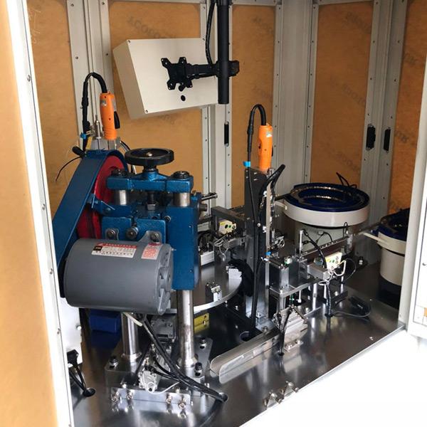 Factory direct sales automatic production line squat screw assembly machine automatic material supply